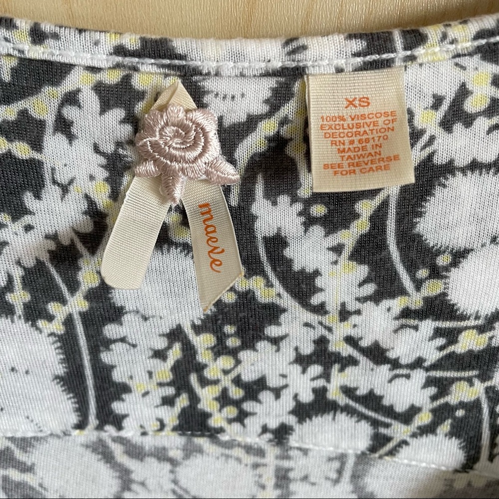 Maeve Sleeveless Floral Top - Picture 4 of 4